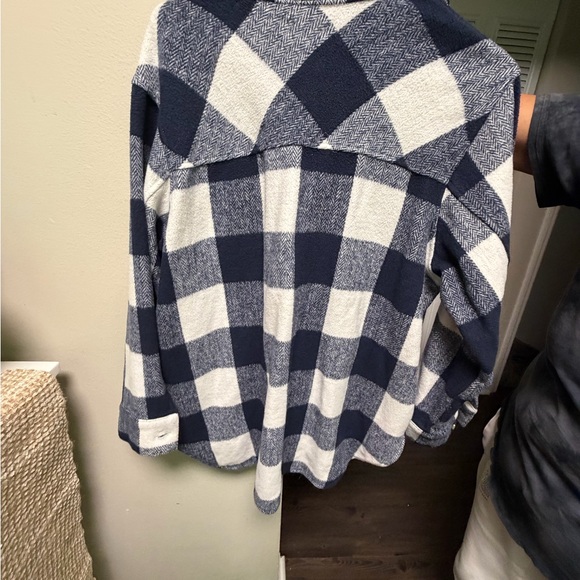 Plaid Button-Up Jacket - Picture 3 of 4